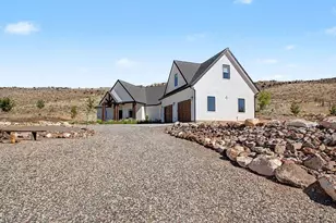 164 W 100 St, Fremont, UT 84747 - Photo 17