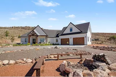 164 W 100 St, Fremont, UT 84747 - Photo 13
