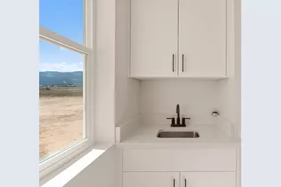 103 N 3700 W, Parowan, UT 84761 - Photo 13