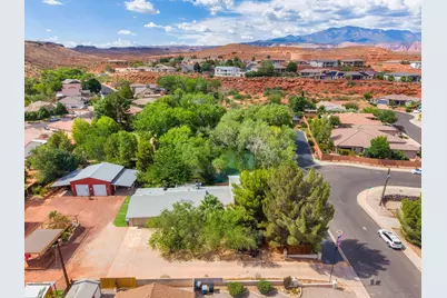 1025 N 1800 E, Saint George, UT 84770 - Photo 1
