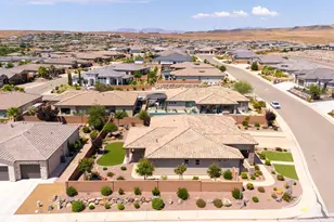 717 W Osprey Dr, Washington, UT 84780 - Photo 39