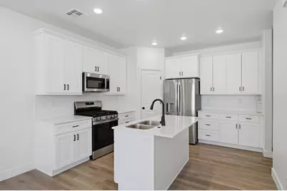 895 W Boxthorn Dr, Saint George, UT 84790 - Photo 11