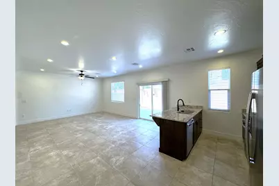 322 N 2480 W, Hurricane, UT 84737 - Photo 3