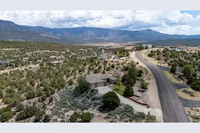 1387 S Hillcrest Dr, Cedar City, UT 84720 - Photo 65