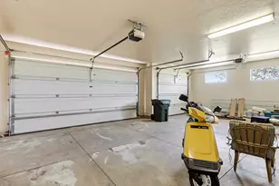 1387 S Hillcrest Dr, Cedar City, UT 84720 - Photo 47