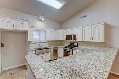 222 E 650 S, Ivins, UT 84738 - Photo 13