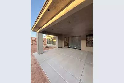 2071 S Clydesdale St, Washington, UT 84780 - Photo 13