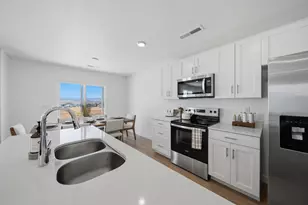 2163 S Wolverine Way, Washington, UT 84780 - Photo 13