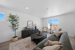 2163 S Wolverine Way, Washington, UT 84780 - Photo 5