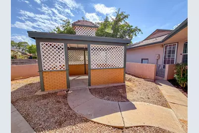 1272 E Chokeberry Dr, Saint George, UT 84790 - Photo 45