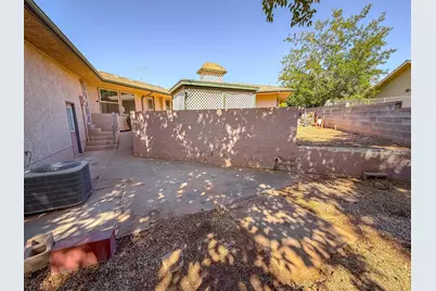 1272 E Chokeberry Dr, Saint George, UT 84790 - Photo 47