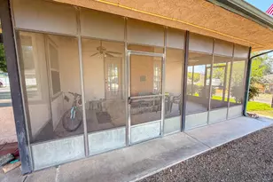 1272 E Chokeberry Dr, Saint George, UT 84790 - Photo 51