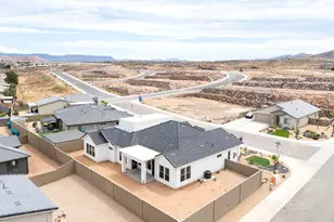 3374 W Torey Ln, Hurricane, UT 84737 - Photo 33