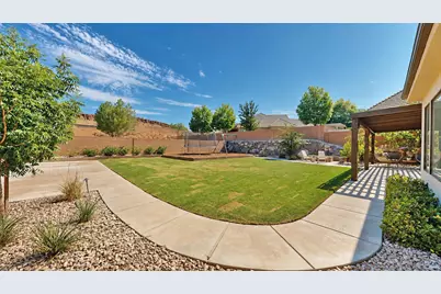 1935 E 2540 S, Saint George, UT 84790 - Photo 5