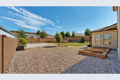 1935 E 2540 S, Saint George, UT 84790 - Photo 45