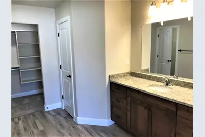 509 530 W #101, Hurricane, UT 84737 - Photo 5