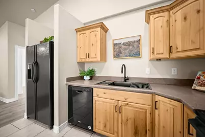 23 E 450 St N, La Verkin, UT 84745 - Photo 13