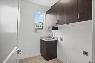 2949 W 570 N, Hurricane, UT 84737 - Photo 11
