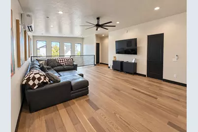 1615 S Oxford Rd, Hurricane, UT 84737 - Photo 15
