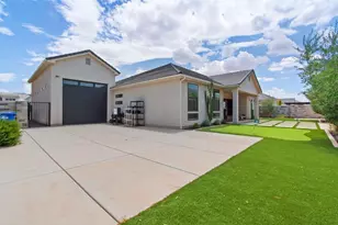 3834 S McKenzie Ln, Washington, UT 84780 - Photo 31