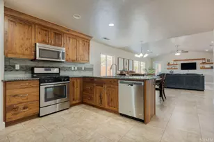 681 N 75 E, La Verkin, UT 84745 - Photo 11