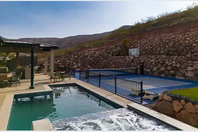 1625 W Torrey Pines Rd, Hurricane, UT 84737 - Photo 3