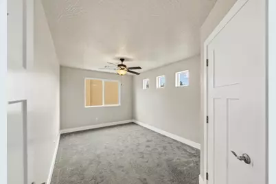 567 N Staci Dr, Hurricane, UT 84737 - Photo 15