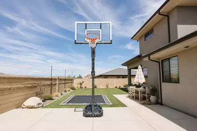 658 W Owen Dr, Saint George, UT 84790 - Photo 47
