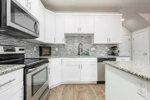 2541 Bella Vista Dr, Santa Clara, UT 84765 - Photo 13