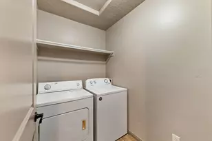 290 W Buena Vista Blvd, Washington, UT 84780 - Photo 23