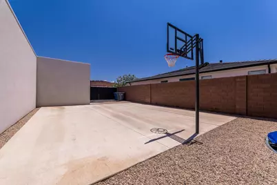 4564 S Luke Dr, Washington, UT 84780 - Photo 17