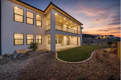 2072 S Pony Way, Washington, UT 84780 - Photo 5