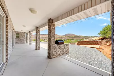 339 W Sandstone Cir, Saint George, UT 84770 - Photo 45