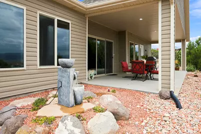 1533 S Cedar Bluffs Dr, Cedar City, UT 84720 - Photo 59