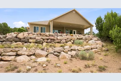 1533 S Cedar Bluffs Dr, Cedar City, UT 84720 - Photo 3