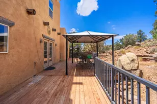 944 W Foothill Dr, Apple Valley, UT 84737 - Photo 45