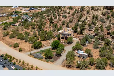 944 W Foothill Dr, Apple Valley, UT 84737 - Photo 89