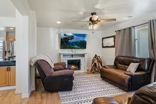 175 S 100 E, Circleville, UT 84723 - Photo 5