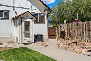 175 S 100 E, Circleville, UT 84723 - Photo 27