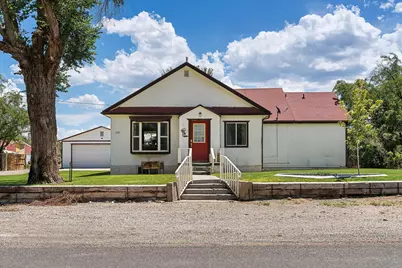 175 S 100 E, Circleville, UT 84723 - Photo 1