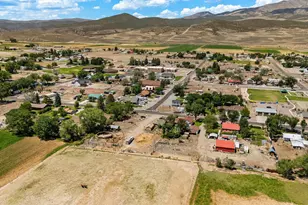 175 S 100 E, Circleville, UT 84723 - Photo 31