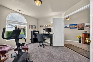 210 N Mall Dr, Saint George, UT 84790 - Photo 11