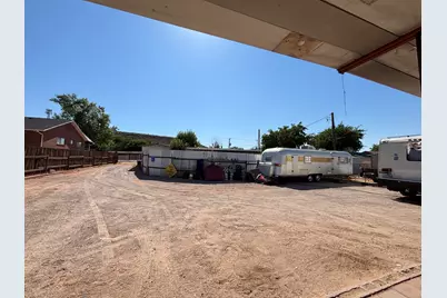 1299 N 1100 W, Saint George, UT 84770 - Photo 35