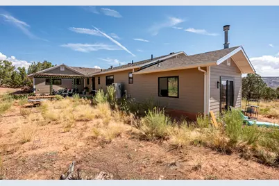 160 S 500 W, Escalante, UT 84726 - Photo 37