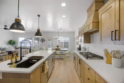 1540 E Honeycomb Dr, Saint George, UT 84790 - Photo 9
