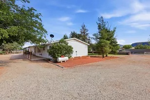 1584 N Rome Way Way, Apple Valley, UT 84737 - Photo 9
