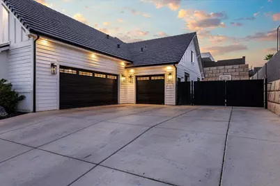 1033 E Black Oak Dr, Washington, UT 84780 - Photo 7