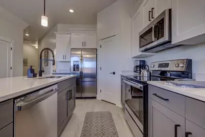 546 N Ventura Ln, Washington, UT 84780 - Photo 11