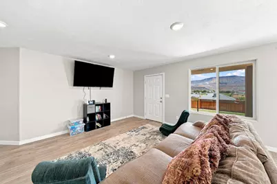 985 S Mulberry Dr, Toquerville, UT 84774 - Photo 35