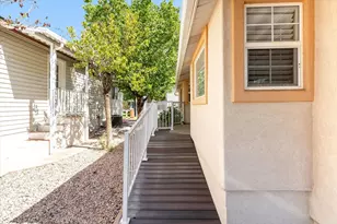 180 N 1100 E, Washington, UT 84780 - Photo 3